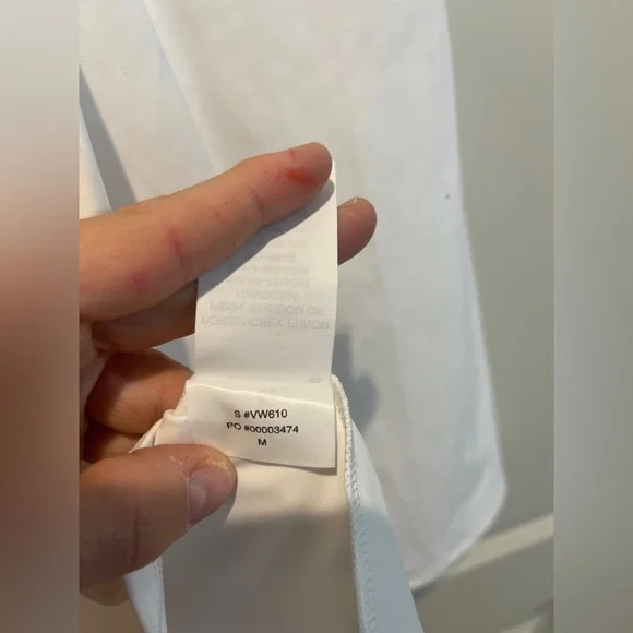 Vuori White Tennis Dress w/ Built-In Shorts Size Medium - Picture 6 of 9